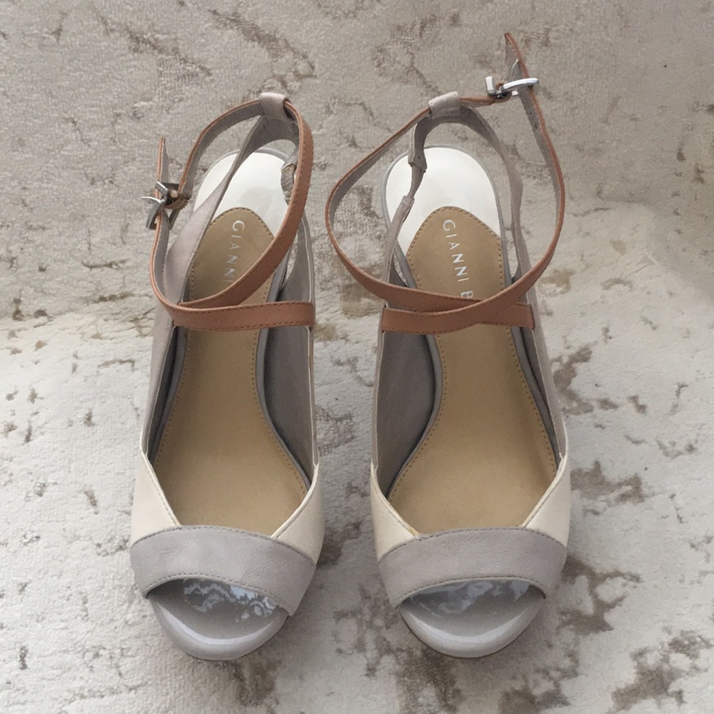 GIANNI BINI GREY PLATFORM HEELS